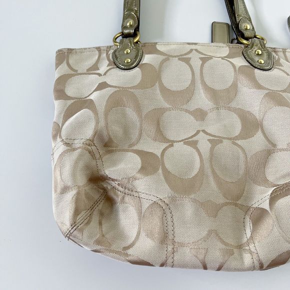 Vintage Coach Bag Poppy Signature C Logo Glam Tote 23261 Gold Tan Handbag Bag - Picture 15 of 16